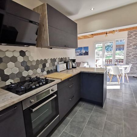 Апартаменти Apt Nala - Sunny Renovated Duplex - 2Bed Apt - Views - Hikes Ле-Уш Екстер'єр фото
