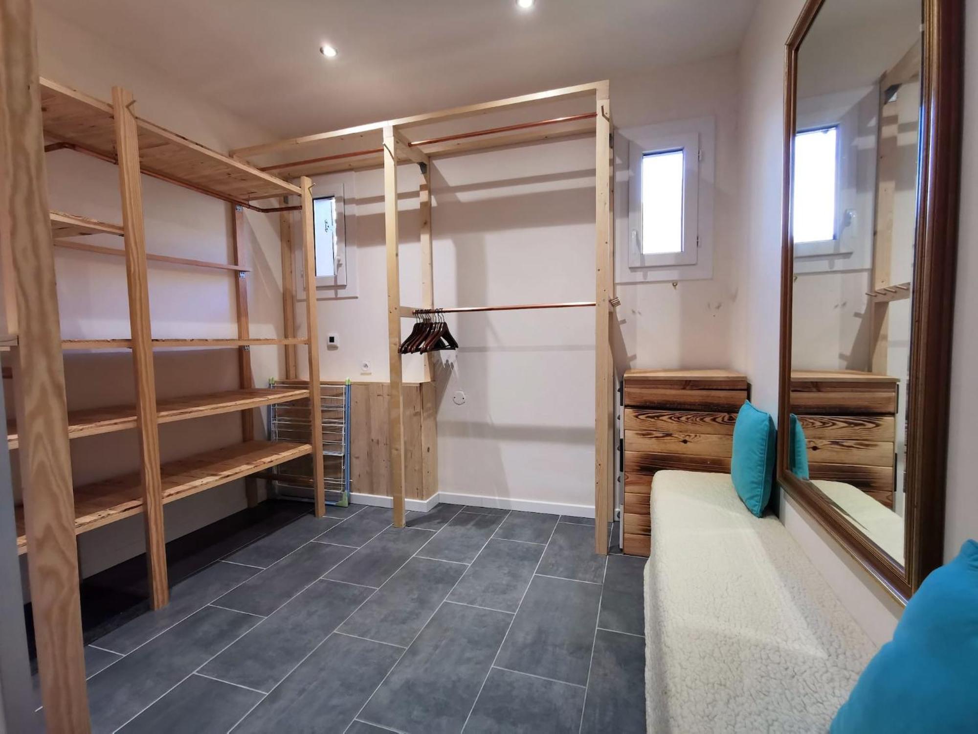 Апартаменти Apt Nala - Sunny Renovated Duplex - 2Bed Apt - Views - Hikes Ле-Уш Екстер'єр фото